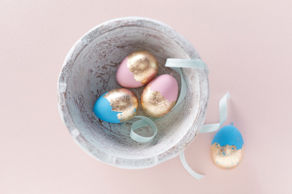 How to Make Foiled Ceramic Eggs