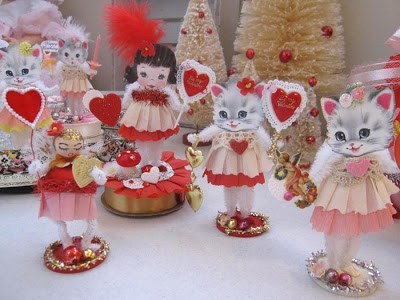 I love this idea for using vintage valentines to make dolls