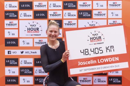 Joss Lowden breaks the women’s Hour Record in a phenomenal ride but ‘would have gone faster’