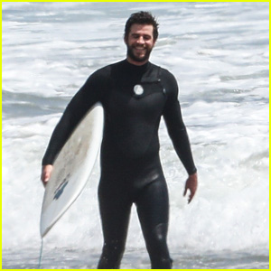 Liam Hemsworth Enjoys a Day of Surfing With Friends in Malibu!