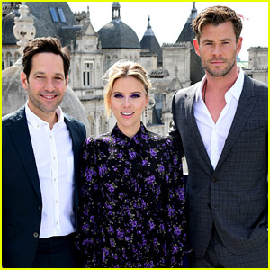 Paul Rudd, Scarlett Johansson, & Chris Hemsworth Assemble for ‘Avengers’ Photo Call